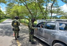 En el festivo de la Raza, más de 800 soldados custodian las vías del suroriente colombiano