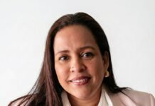 “Lorena de la Cruz, la médica afro que busca llegar al Congreso para sanar a Colombia desde los territorios”