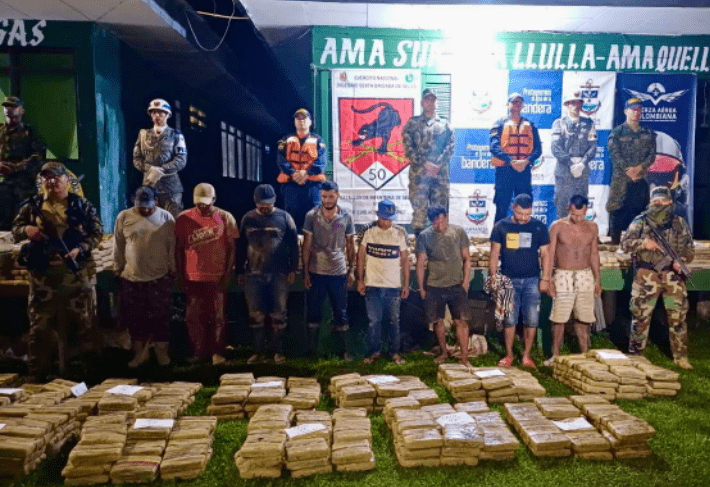 Más de una tonelada de marihuana incautada por el Ejército Nacional en ...